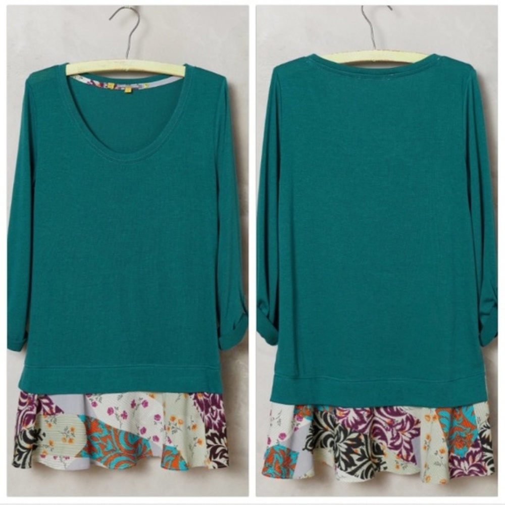 Anthropologie Little Yellow Button swing tee